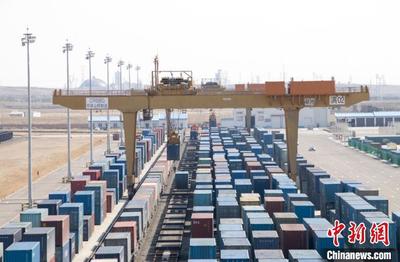 疫情之下,中國(guó)北疆進(jìn)出口貨運(yùn)的&ldquo;國(guó)際范&rdquo;與&ldquo;加速度&rdquo;