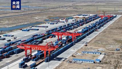 創(chuàng)新高!今年滿洲里鐵路口岸進(jìn)出口運(yùn)量突破800萬(wàn)噸